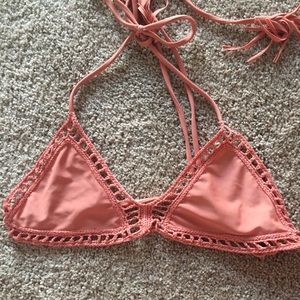 Medium cloud break top